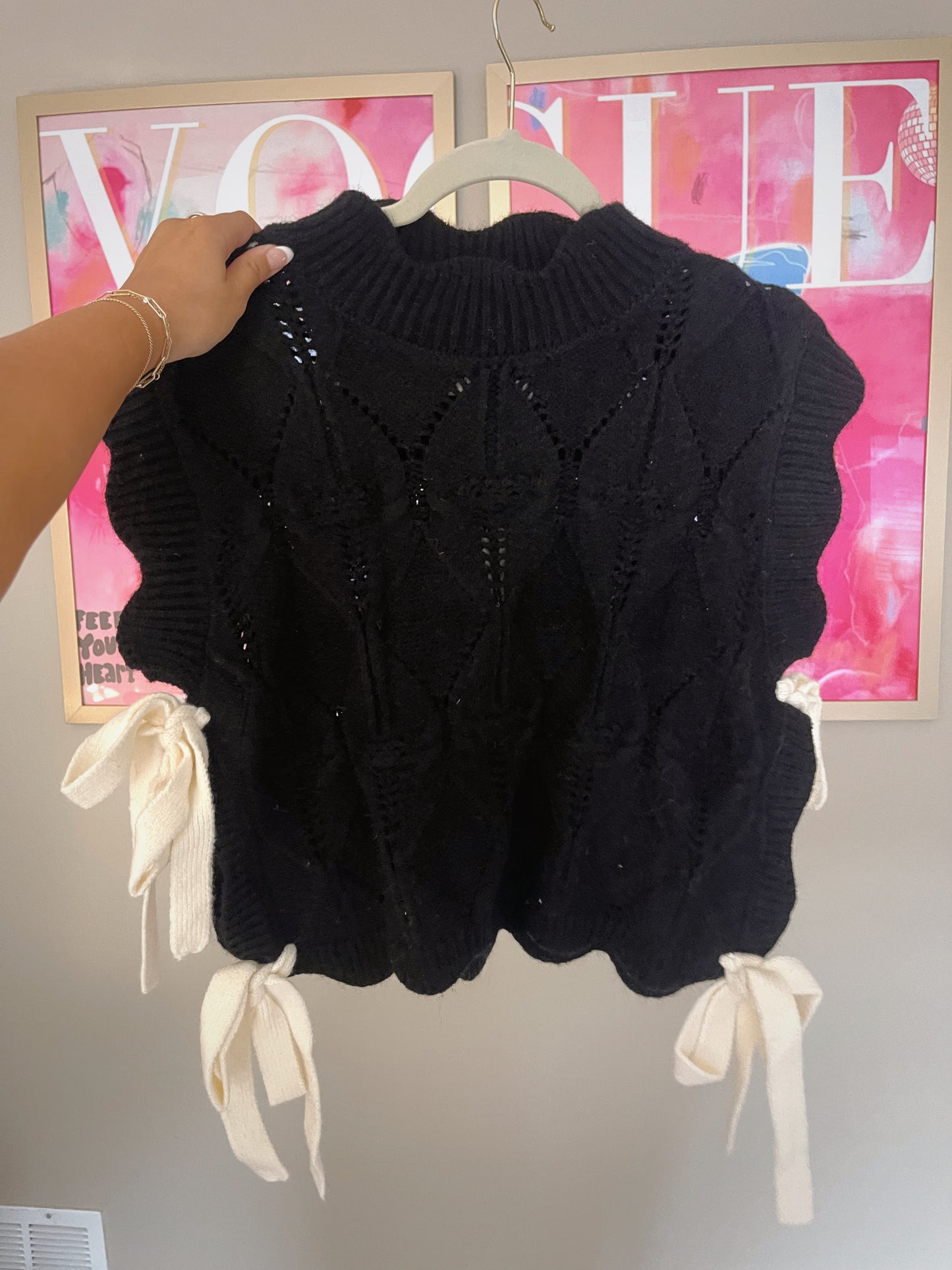 Scarlett Scalloped Vest with Contrast Bow Sweater - Black