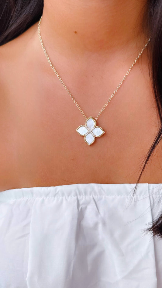 Ivory Bloom Necklace